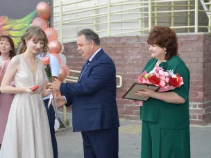 Школьные экзамены сданы успешно