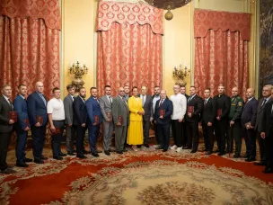 Ветеранам СВО, завершившим обучение по программе «Управление городской инфраструктурой и развитием территорий», вручили дипломы