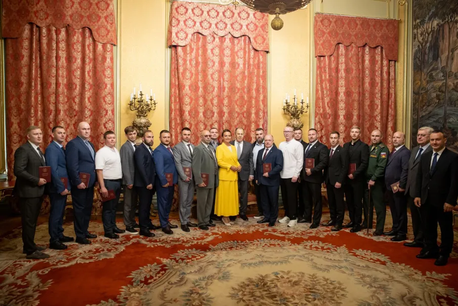 Ветеранам СВО, завершившим обучение по программе «Управление городской инфраструктурой и развитием территорий», вручили дипломы